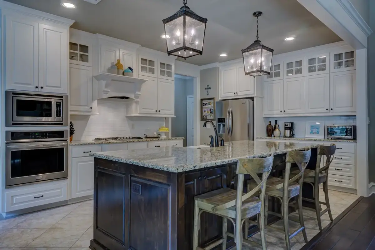 Beautifully equipped kitchen in a Full Bed Hosts managed holiday property